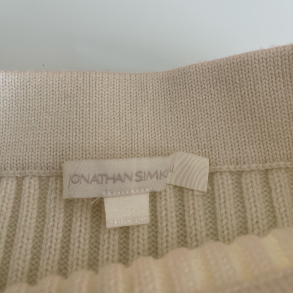 Jonathan Simkhai Cream Ribbed Turtleneck 

Skirt and sweater 100% Merino wool - Picture 16 of 16